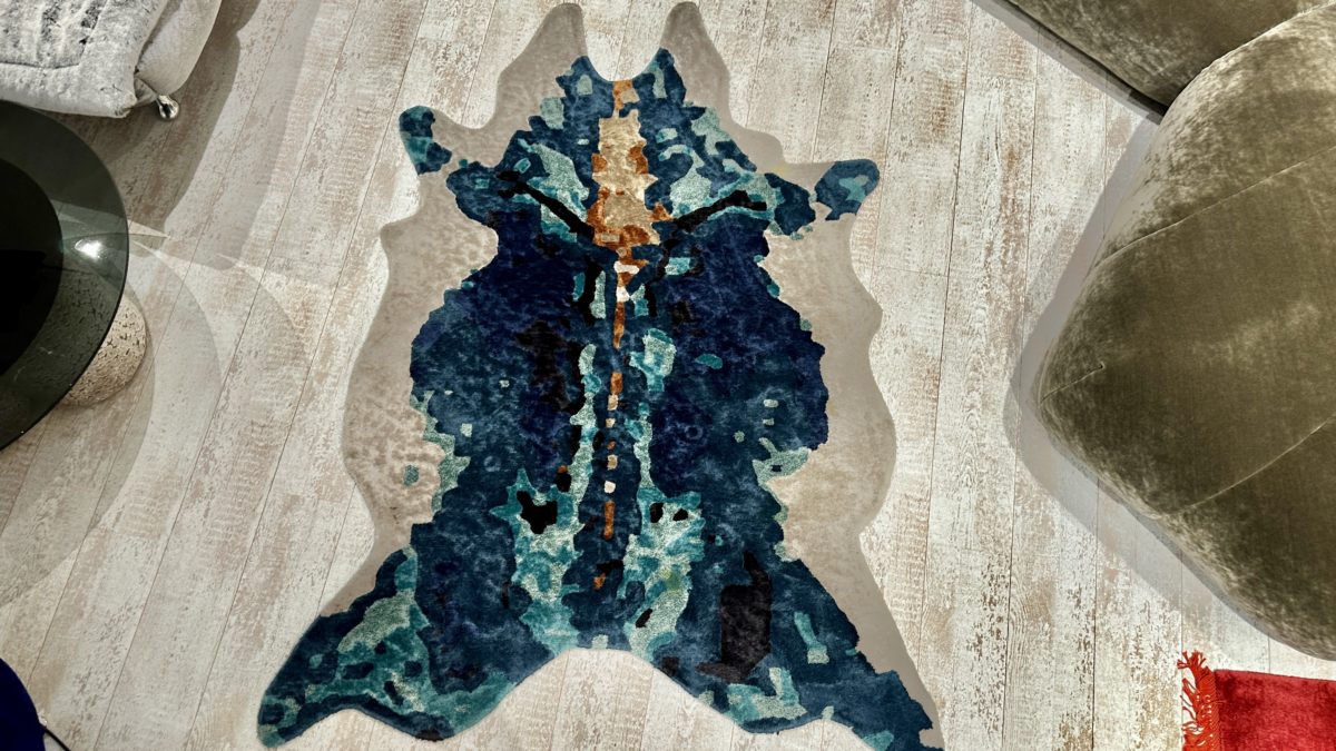 Bretz Teppich Holy Cow P153HC in Viskose blau